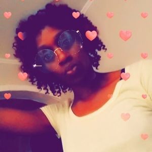 Meet your Posher, Keta